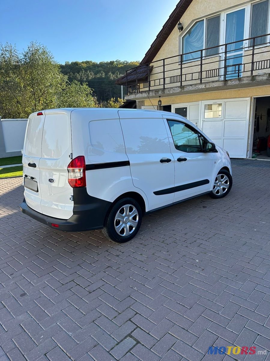 2018' Ford Transit Courier photo #3