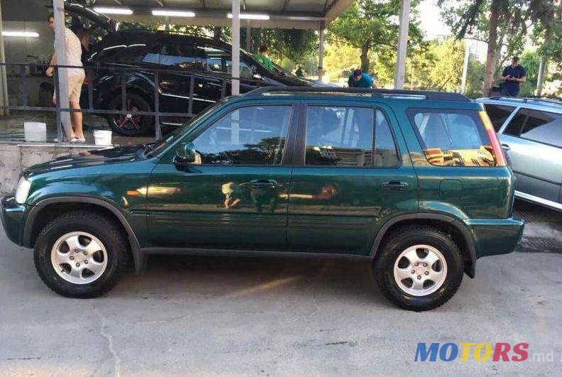 2002' Honda CR-V photo #1