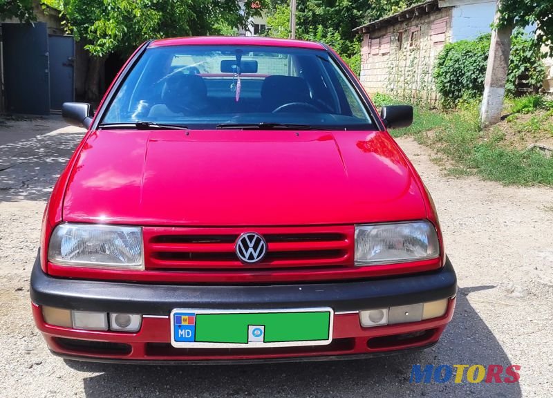 1995' Volkswagen Vento photo #2