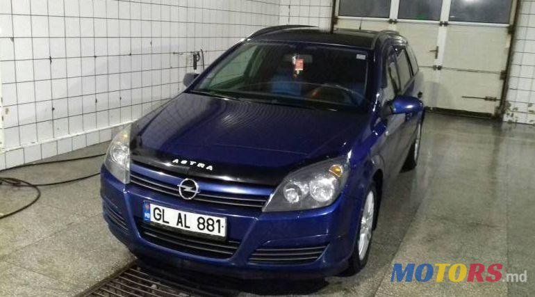 2006' Opel Astra photo #1