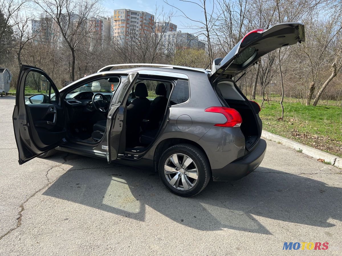 2014' Peugeot 2008 photo #4