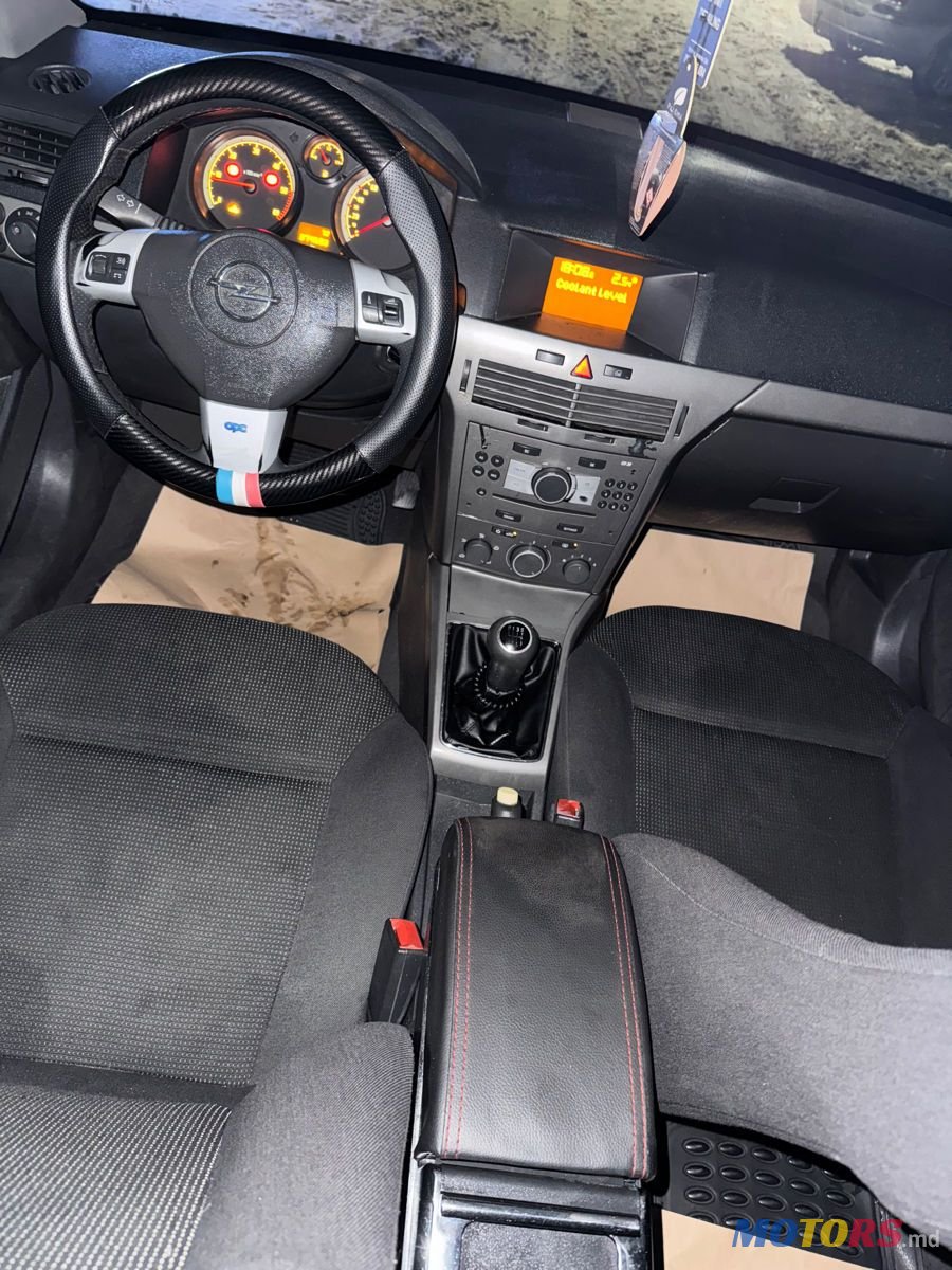 2006' Opel Astra photo #6