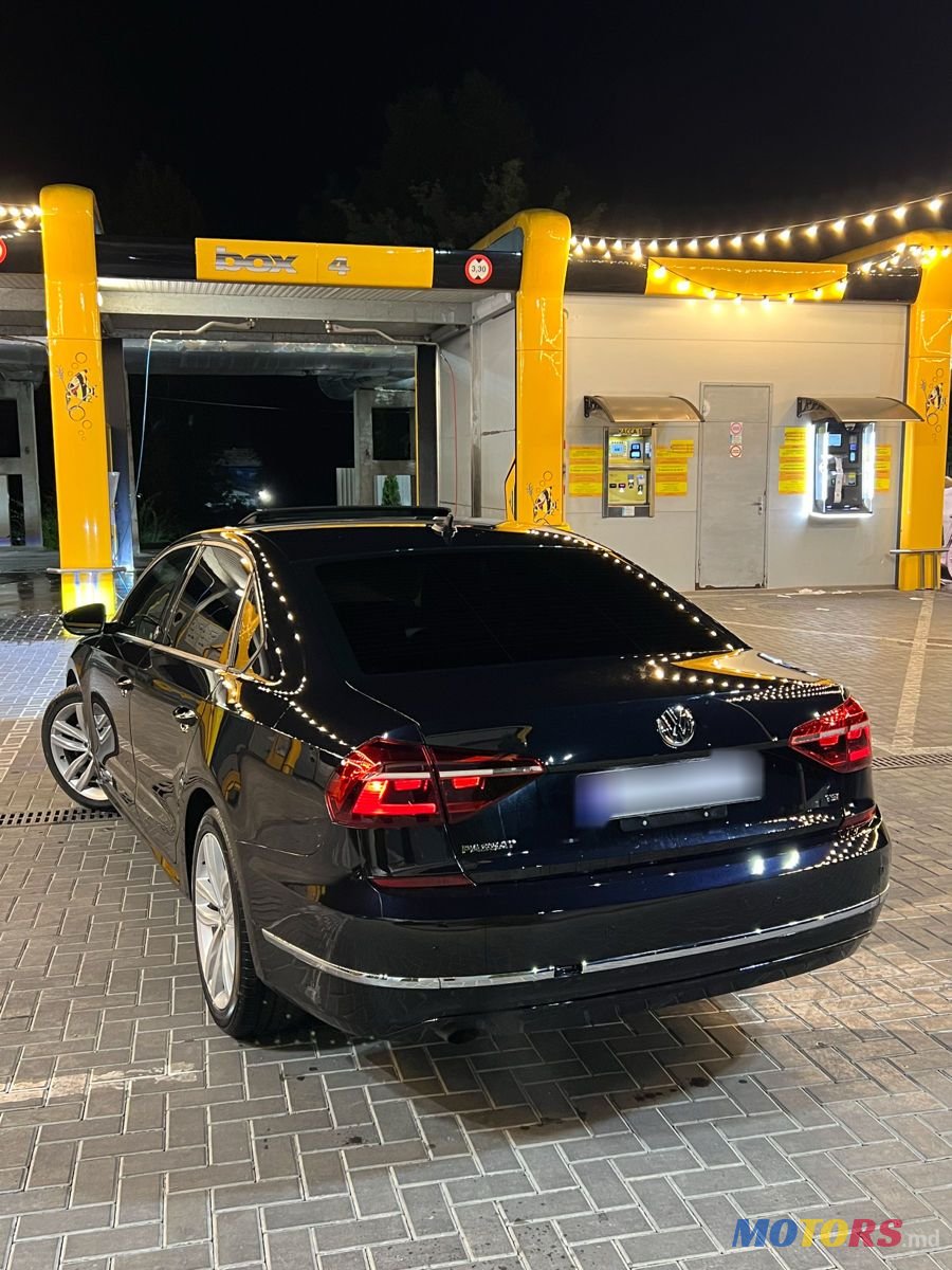 2018' Volkswagen Passat photo #5