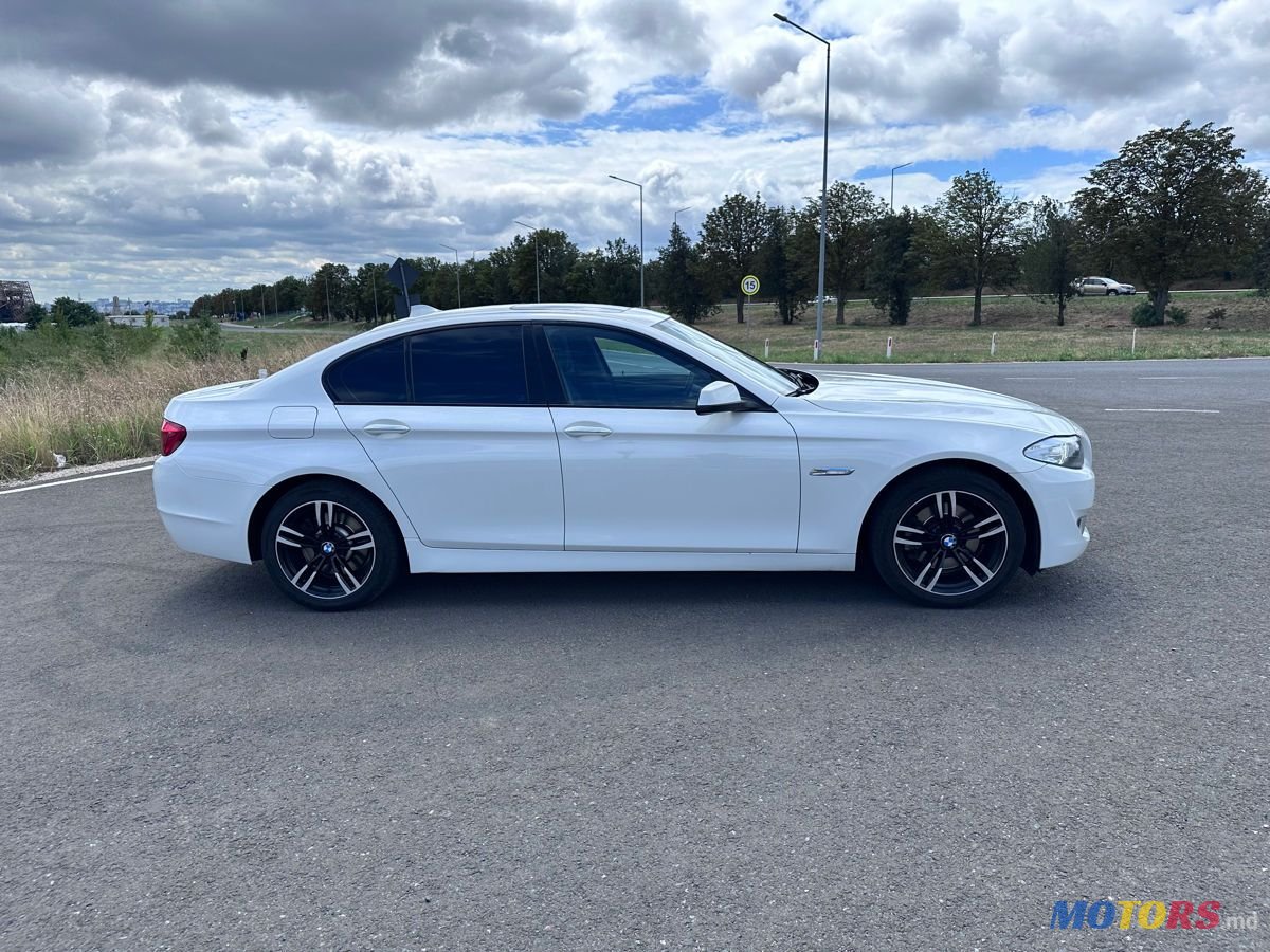 2013' BMW 5 Series photo #5