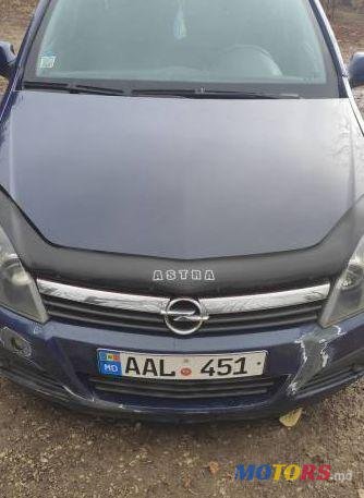 2005' Opel Astra photo #1