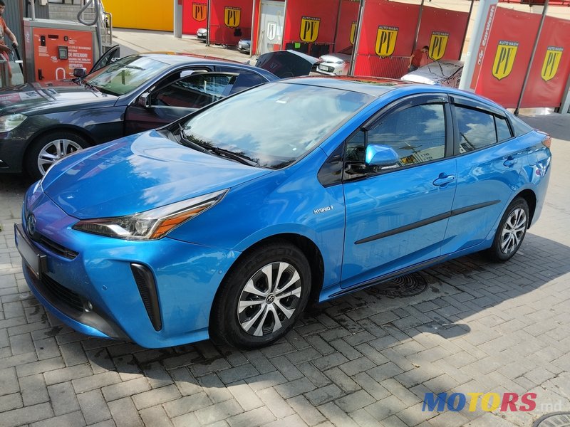 2020' Toyota Prius photo #6