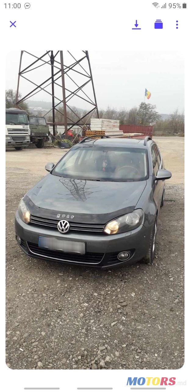 2010' Volkswagen Golf photo #1