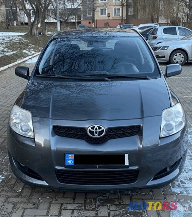 2008' Toyota Auris photo #1