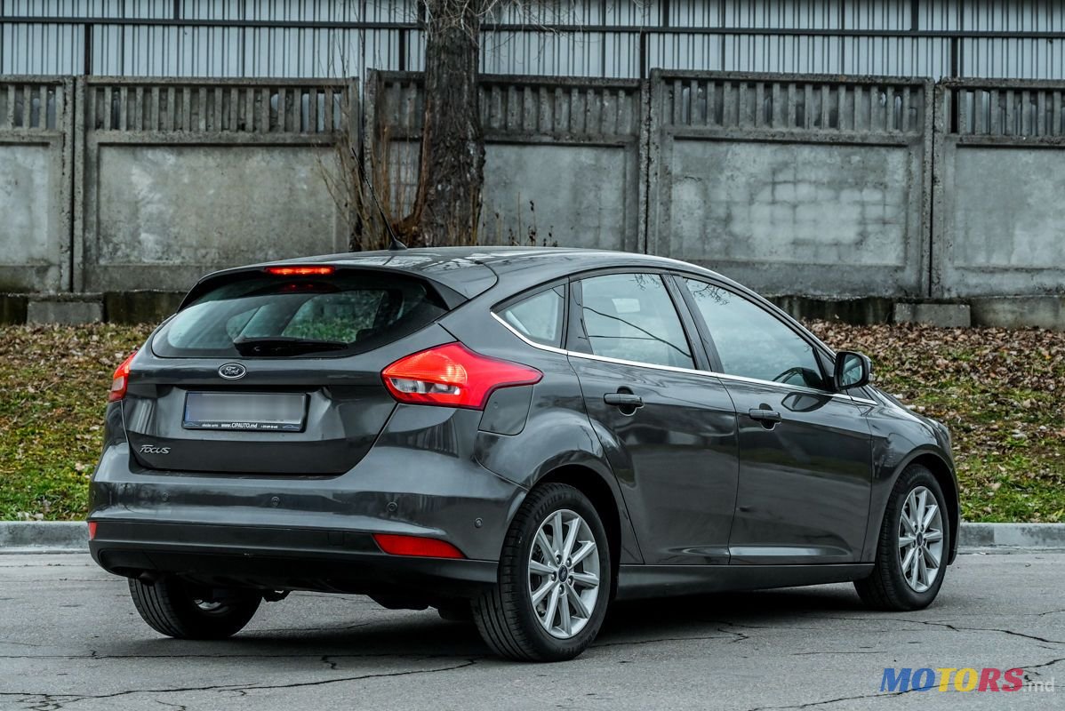 2015' Ford Focus photo #4