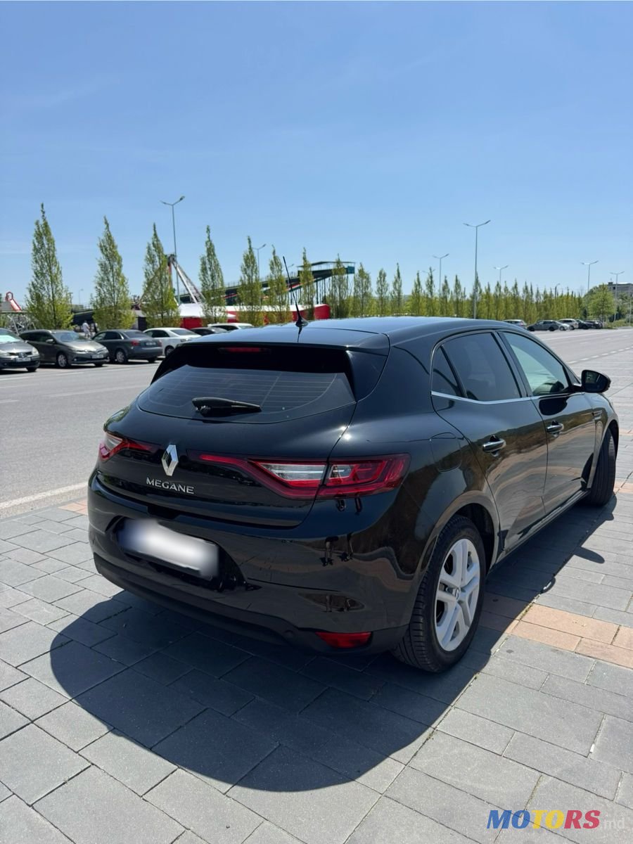 2017' Renault Megane photo #3