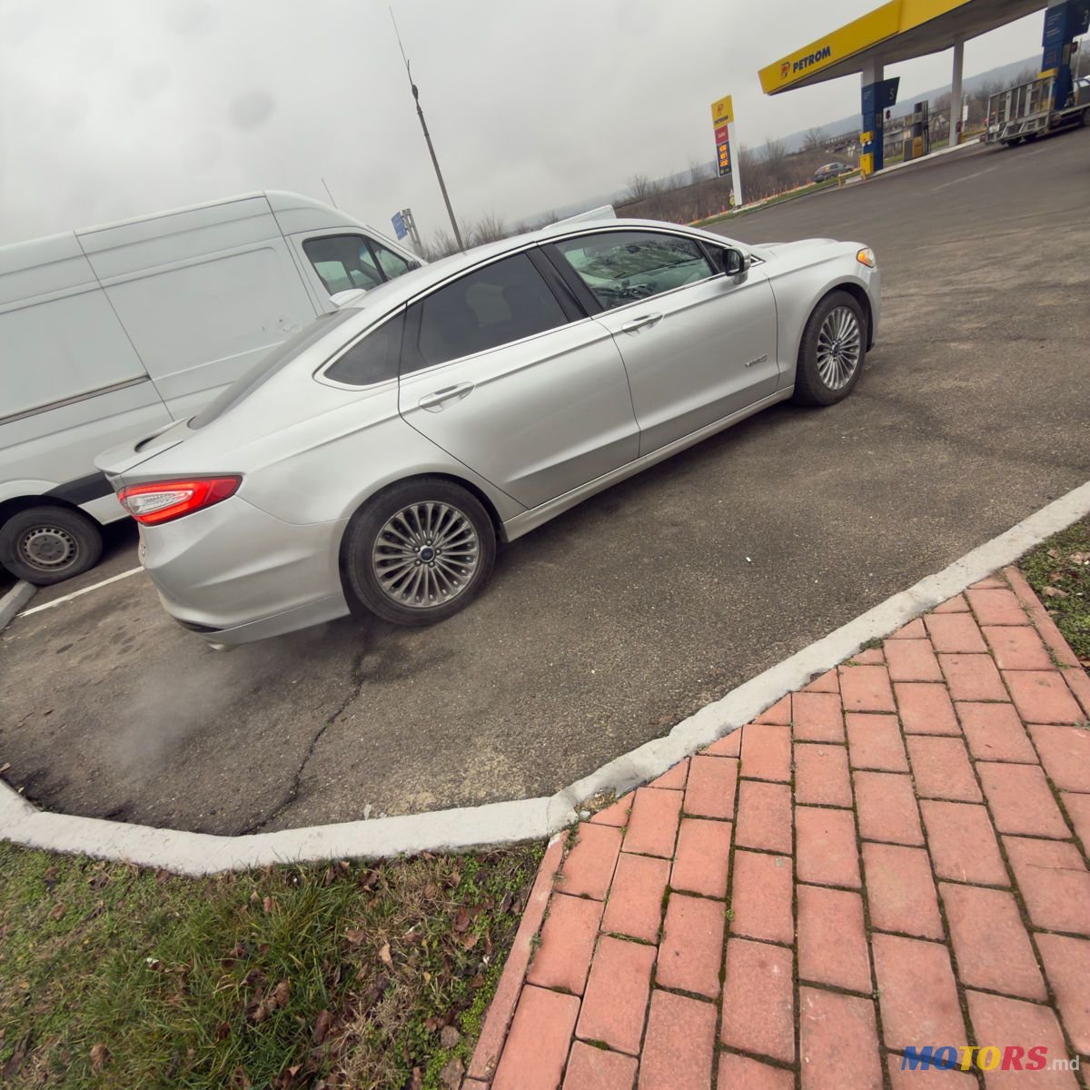 2015' Ford Fusion photo #2