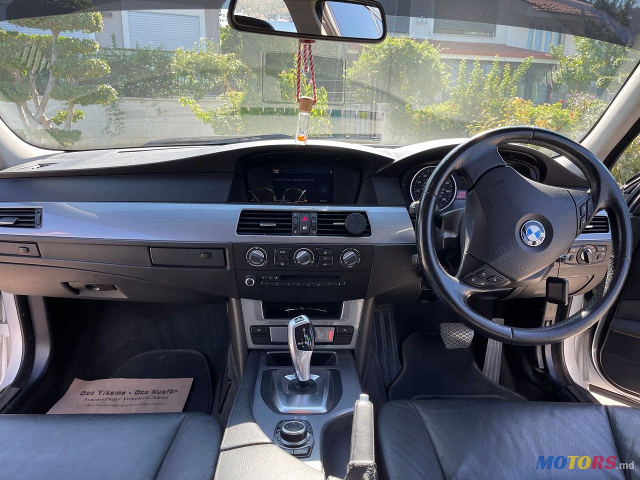 2008' BMW 5 Series photo #3