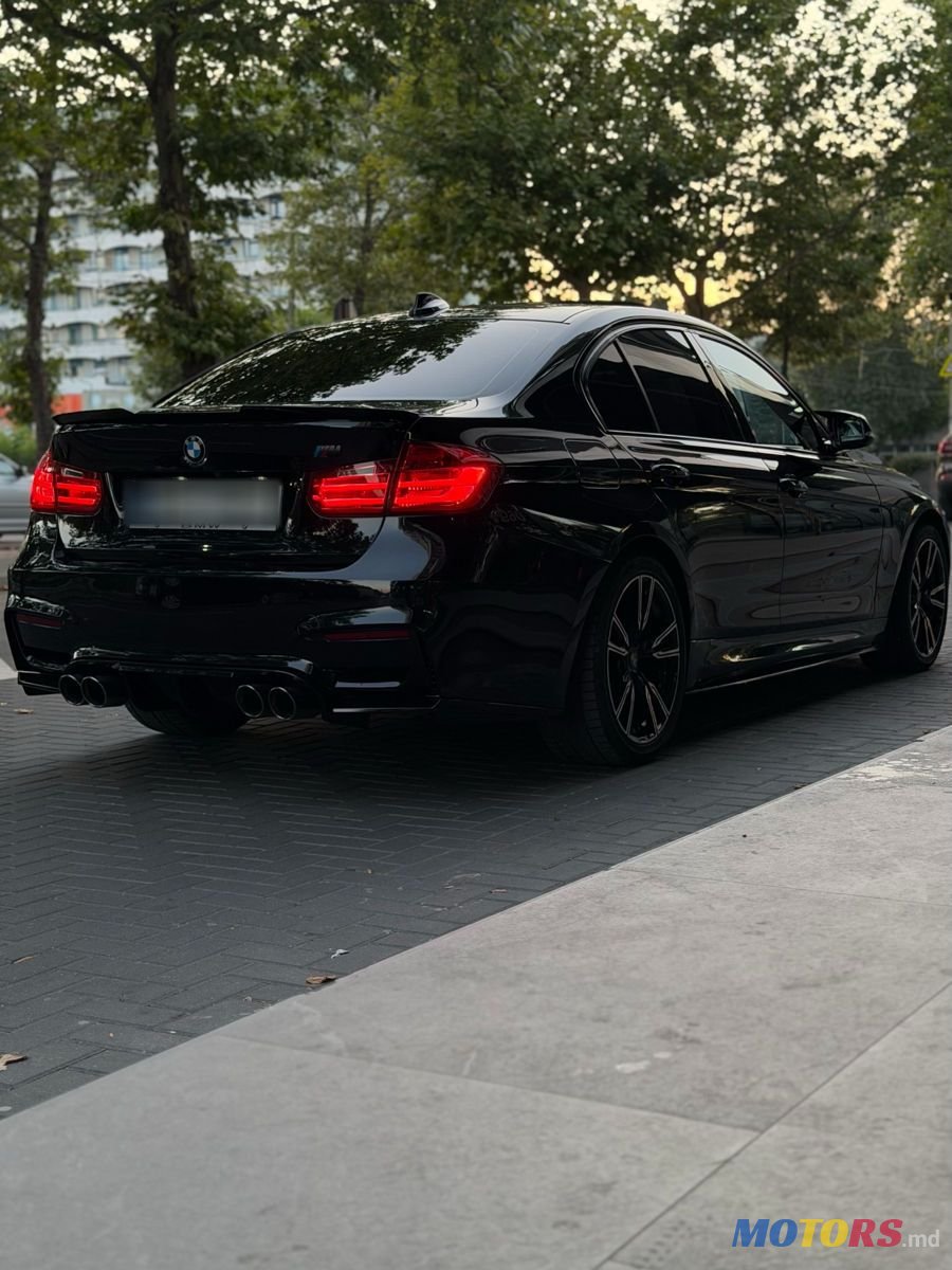 2015' BMW 3 Series photo #4