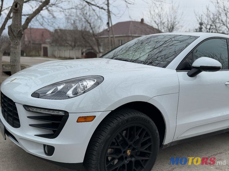 2017' Porsche Macan photo #4