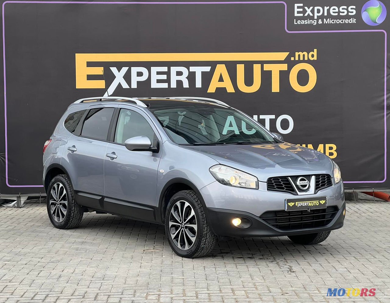 2013' Nissan Qashqai+2 photo #1