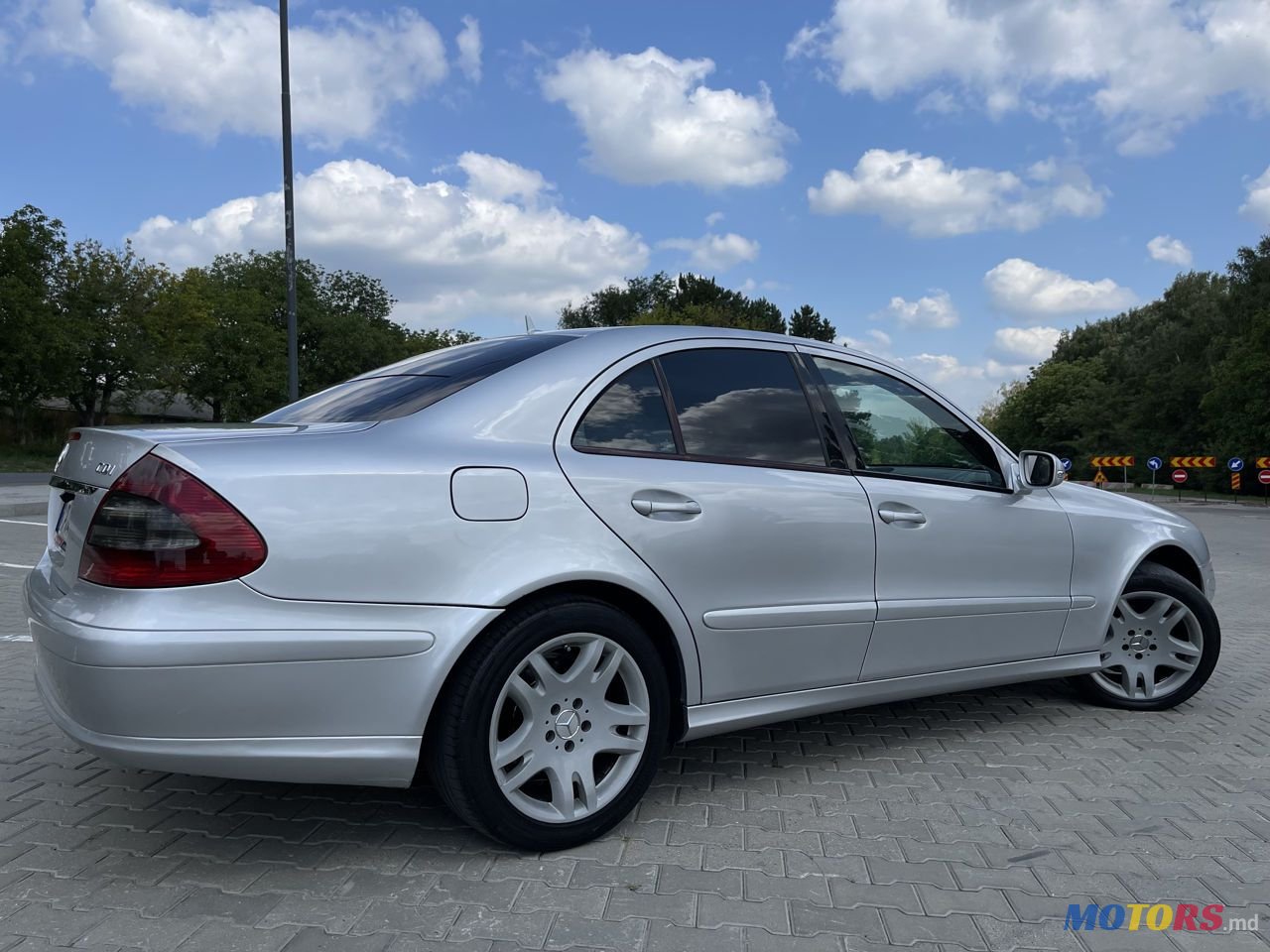 2007' Mercedes-Benz E Класс photo #4