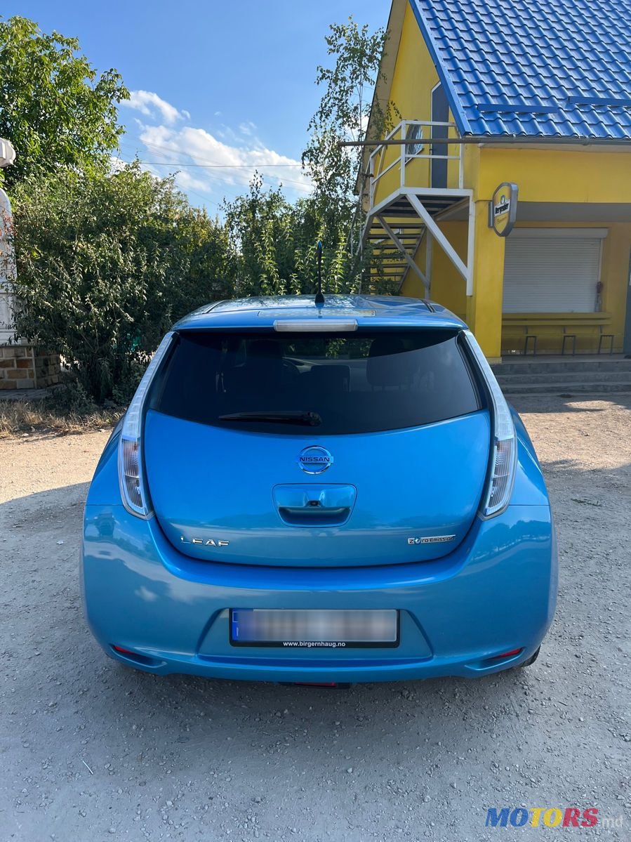 2011' Nissan Leaf photo #5