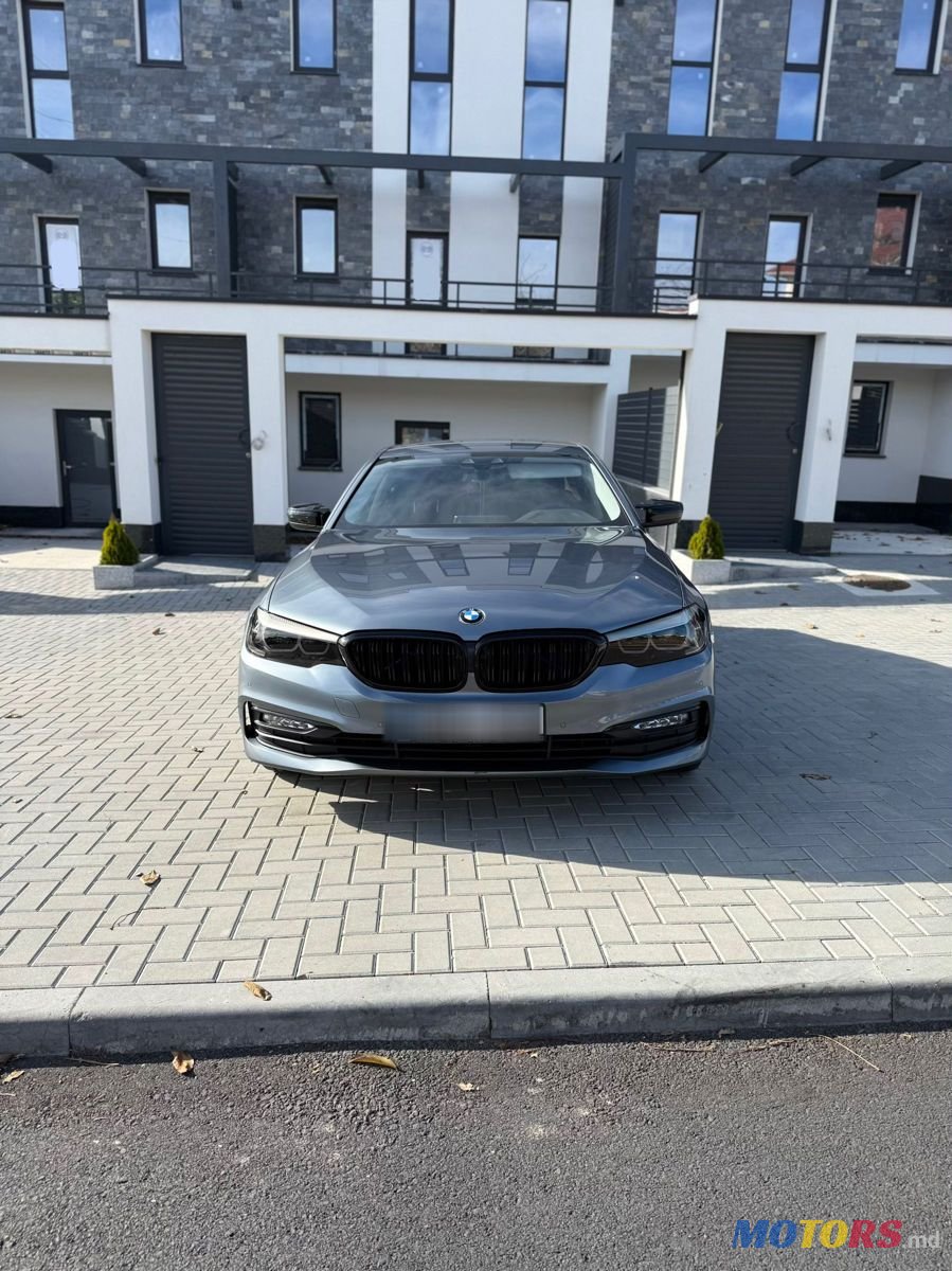 2017' BMW 5 Series photo #3