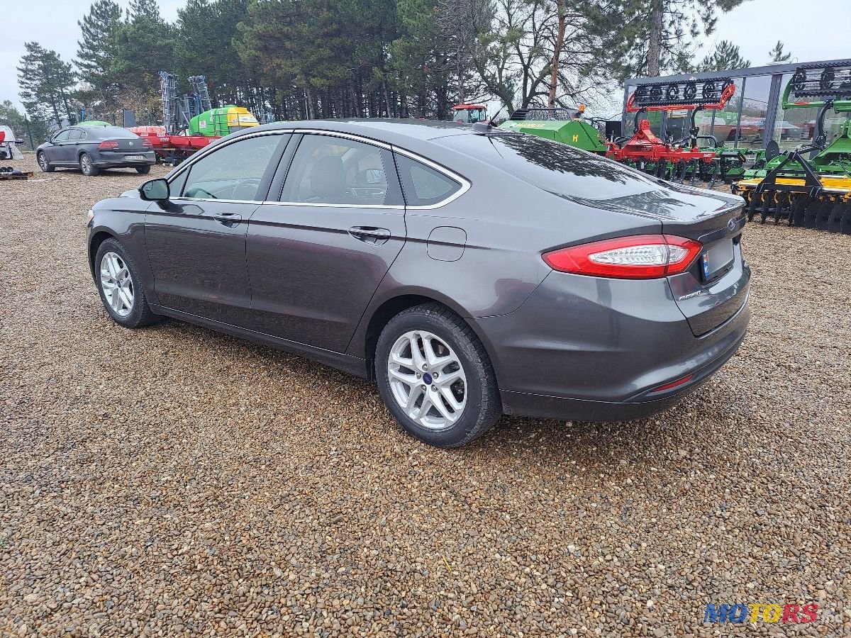 2014' Ford Fusion photo #1