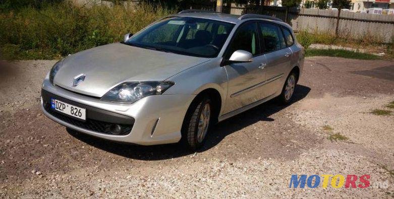 2009' Renault Laguna photo #1