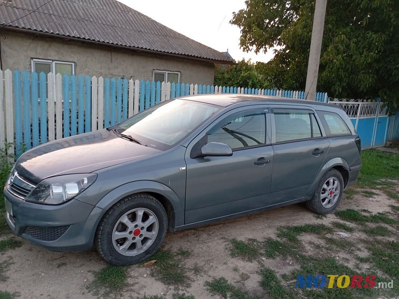 2009' Opel Astra photo #1