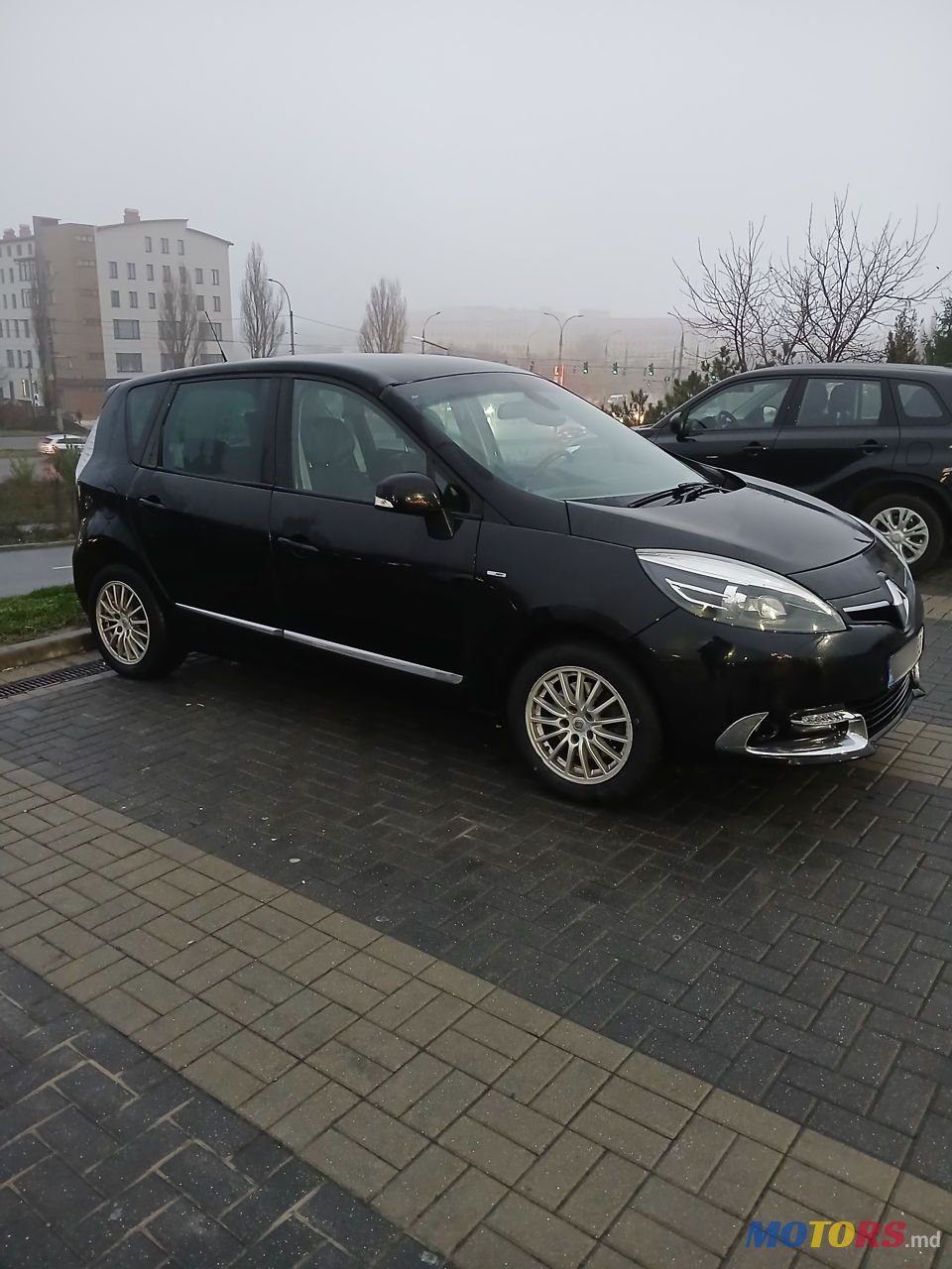 2014' Renault Scenic photo #1