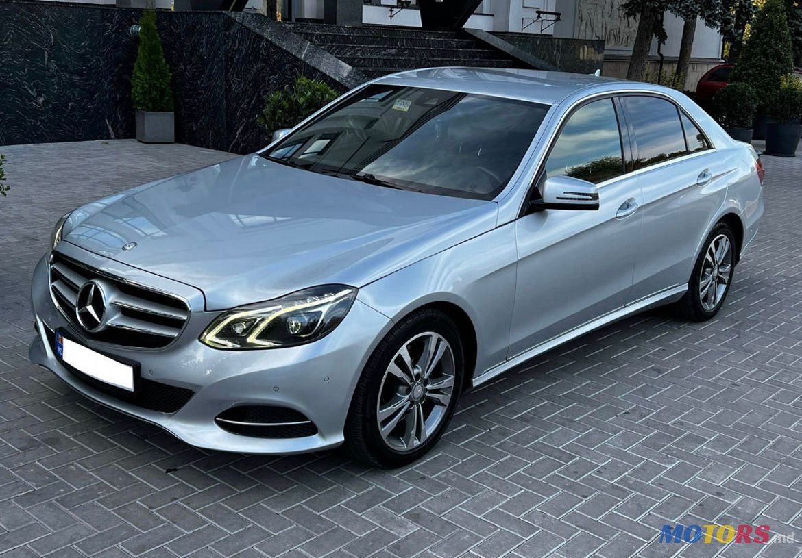 2013' Mercedes-Benz E Класс photo #1
