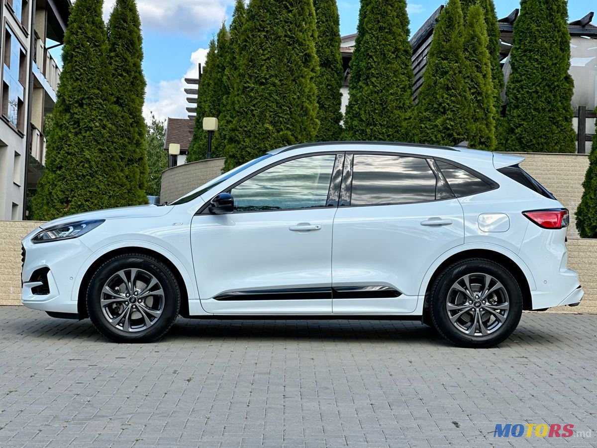 2022' Ford Kuga photo #6