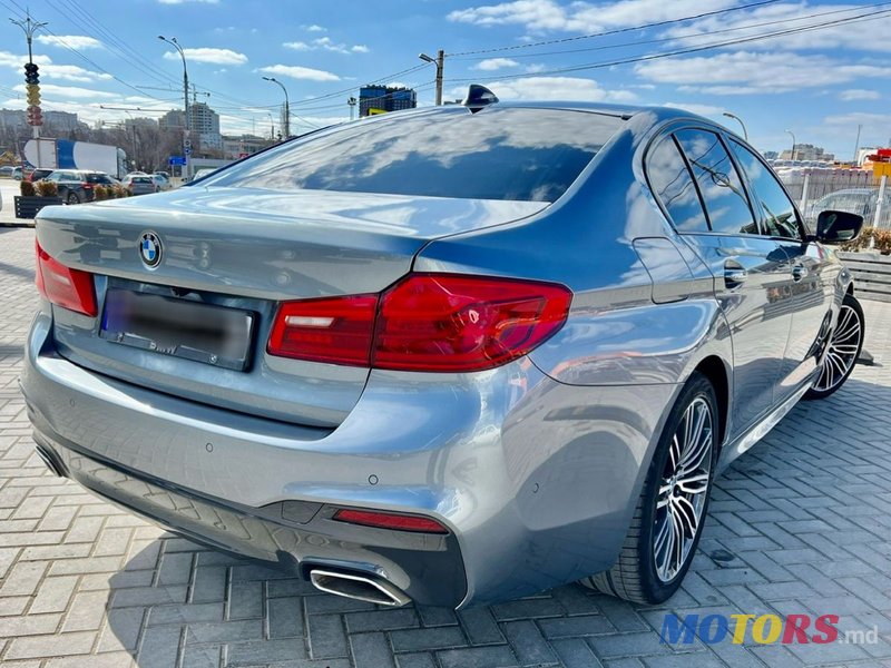 2018' BMW 5 Series photo #2