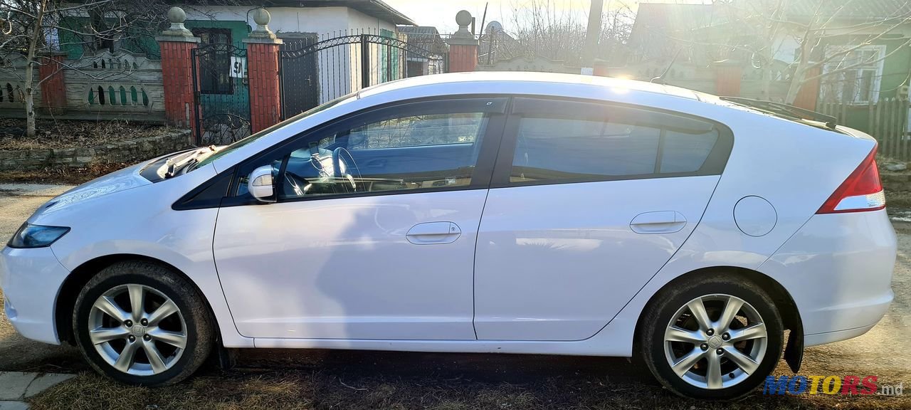 2010' Honda Insight photo #4