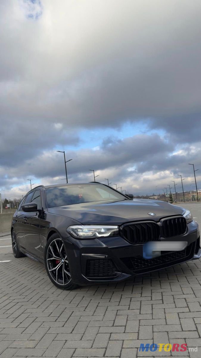 2023' BMW 5 Series photo #4
