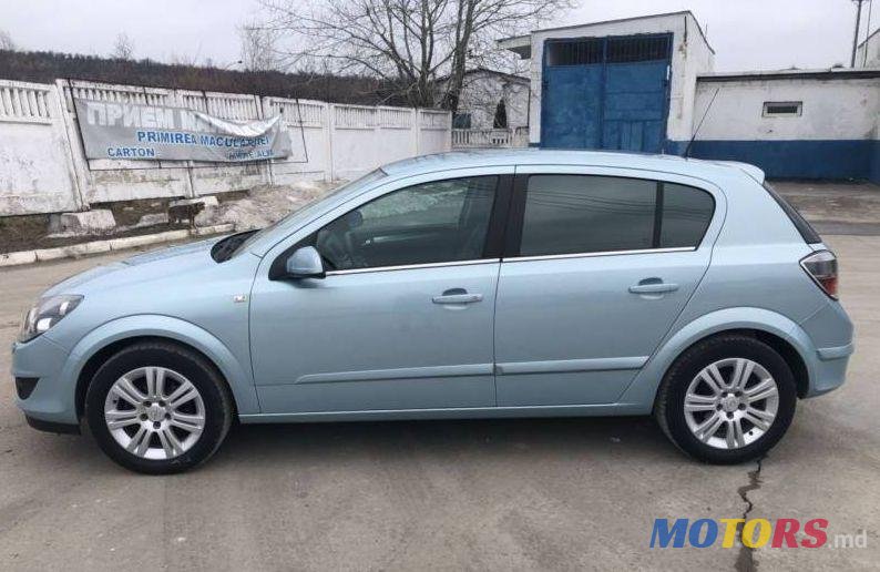 2009' Opel Astra photo #1