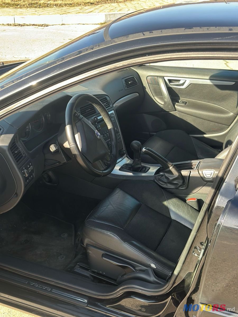 2005' Volvo S60 photo #3