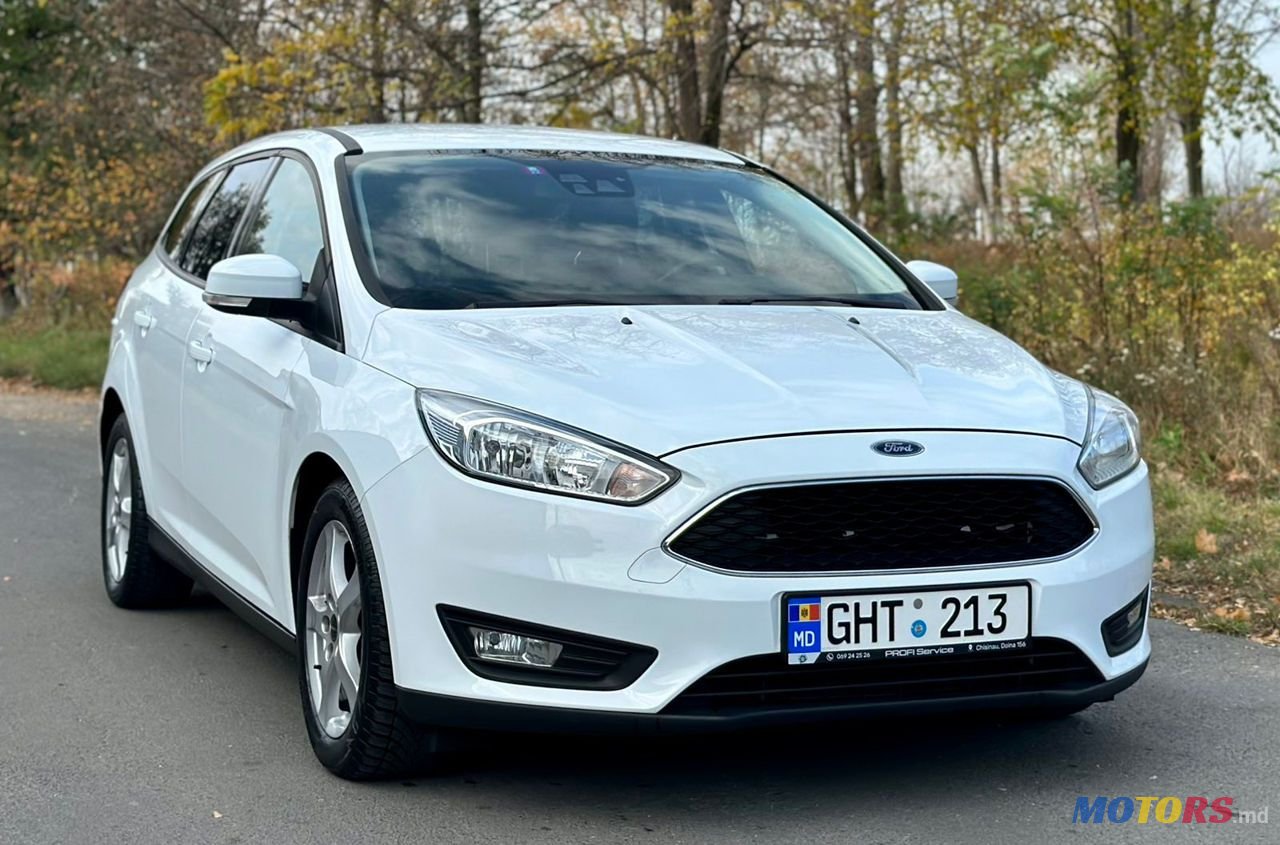 2016' Ford Focus photo #2