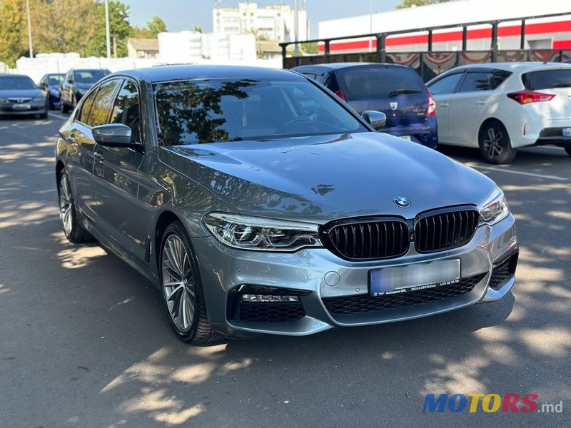 2017' BMW 5 Series photo #1