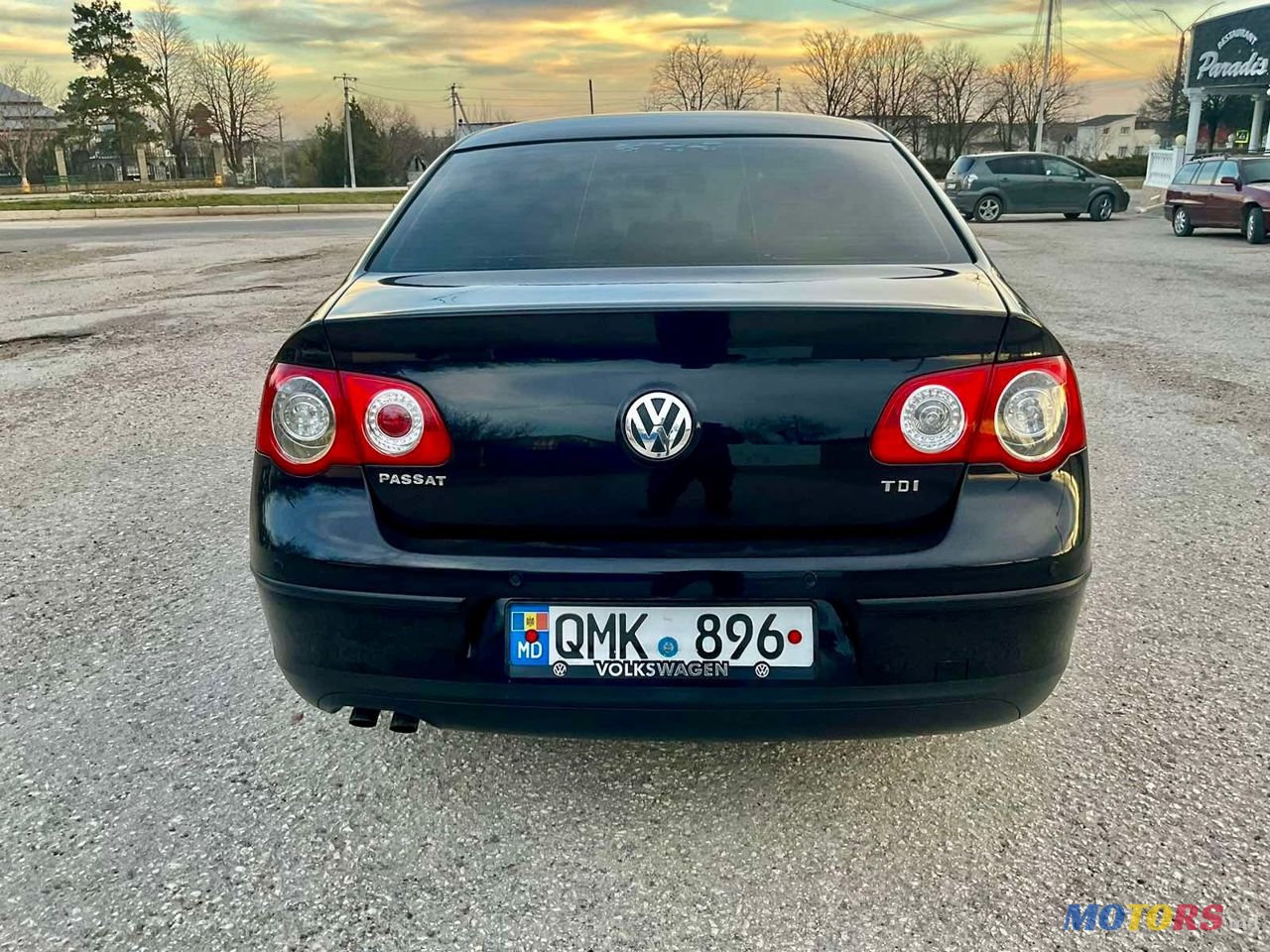 2007' Volkswagen Passat photo #5