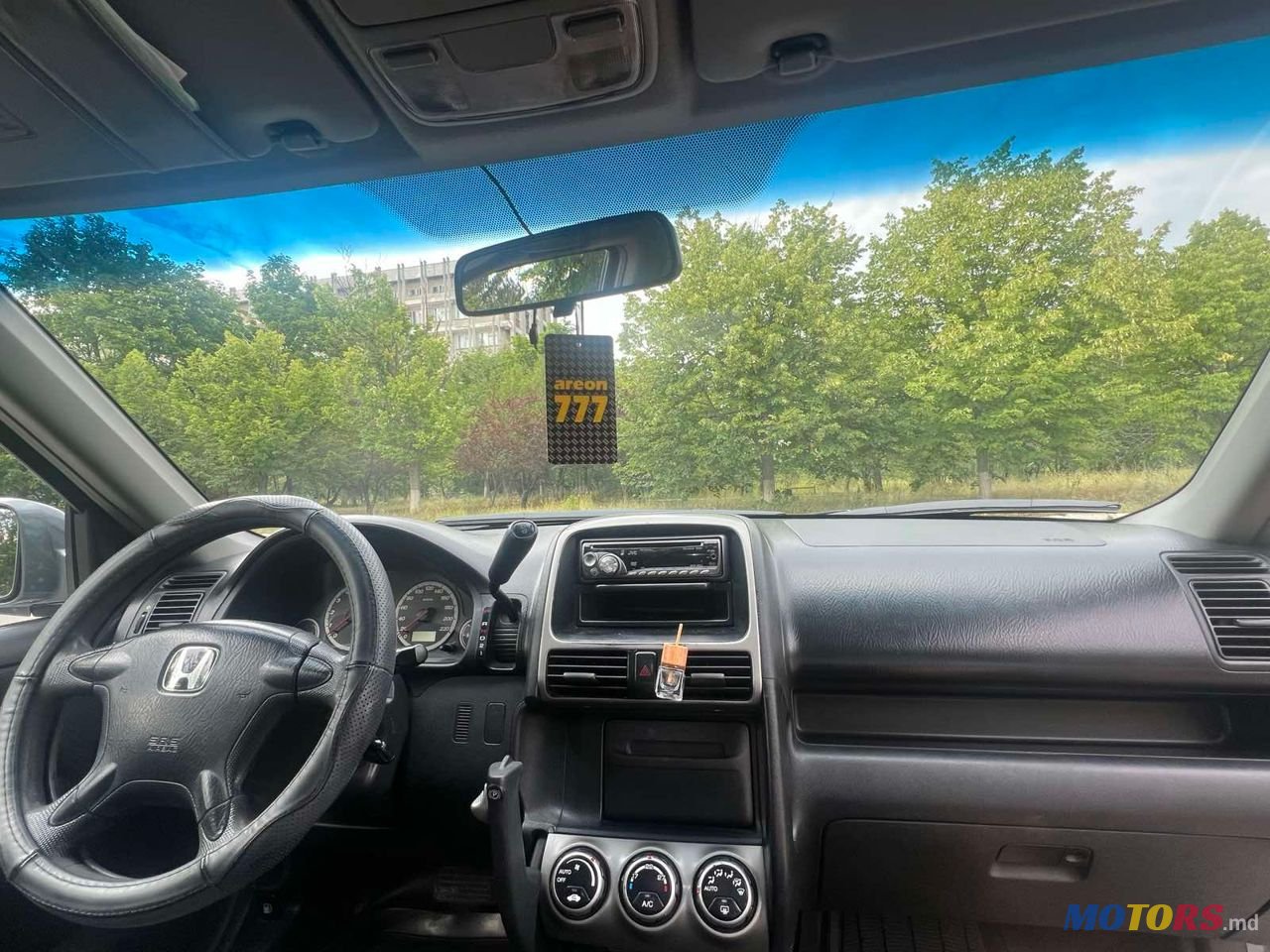 2004' Honda CR-V photo #3