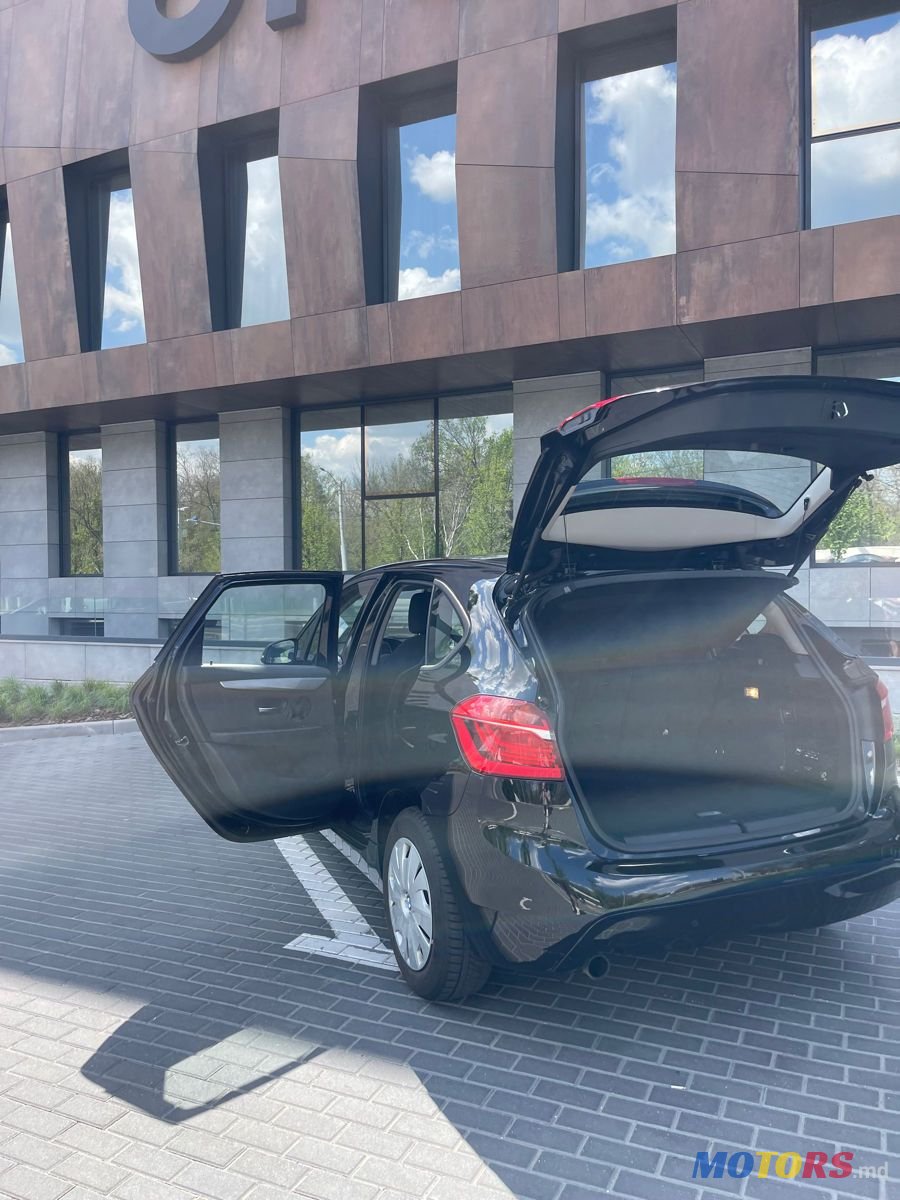 2015' BMW 2 Series Active Tourer photo #5