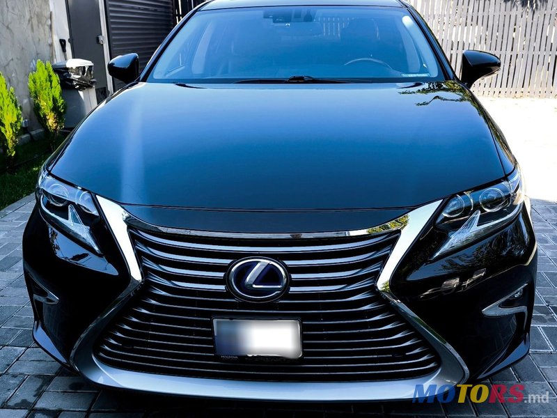 2013' Lexus Es Series photo #1