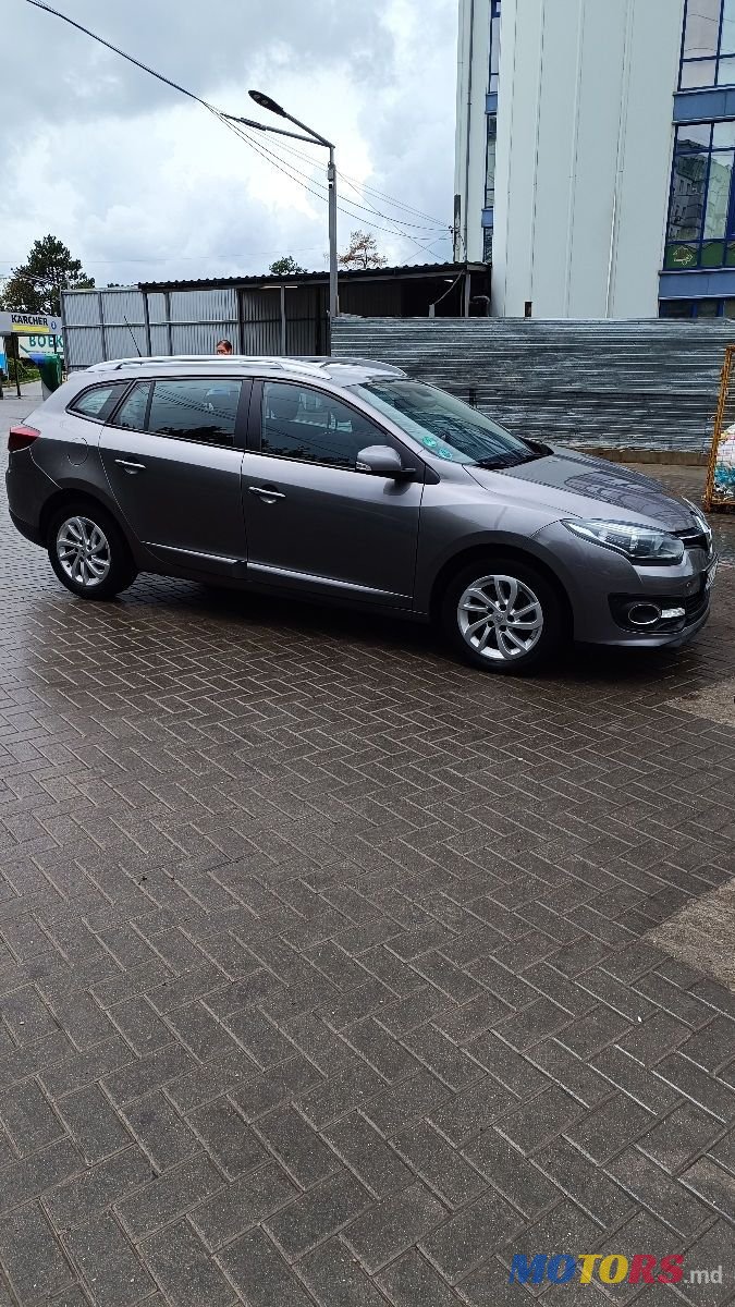 2014' Renault Megane photo #3