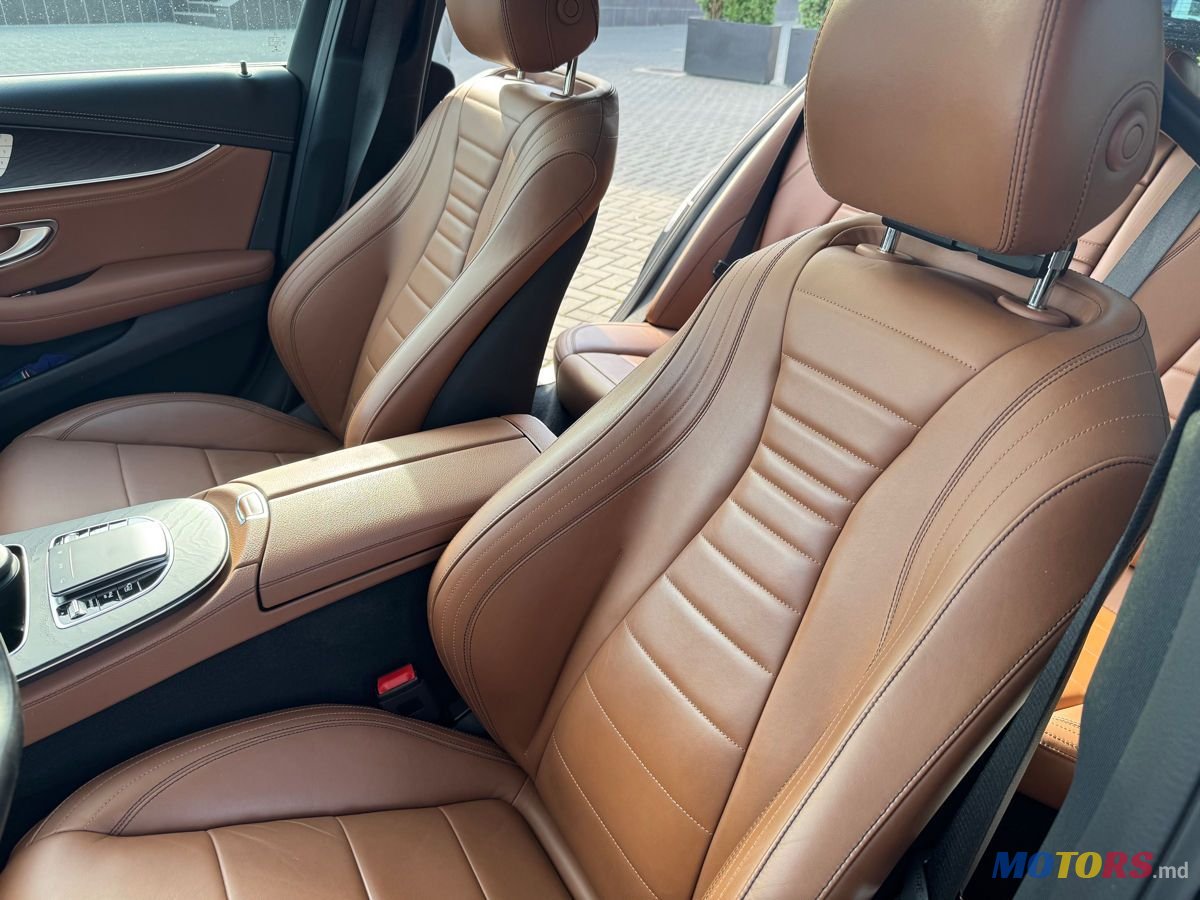 2021' Mercedes-Benz E-Class photo #5