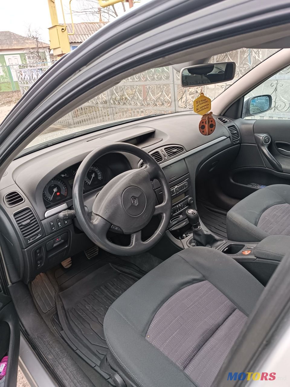 2007' Renault Laguna photo #5