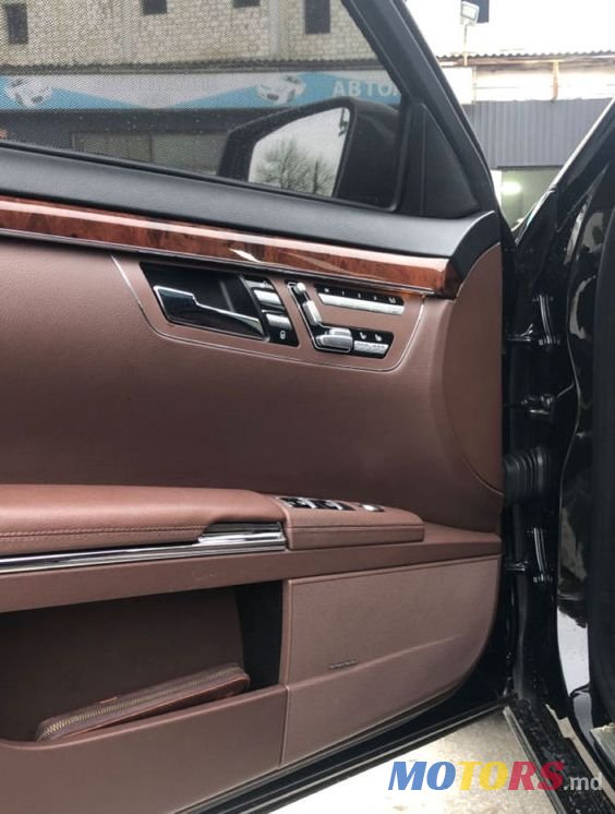 2010' Mercedes-Benz S Класс photo #6