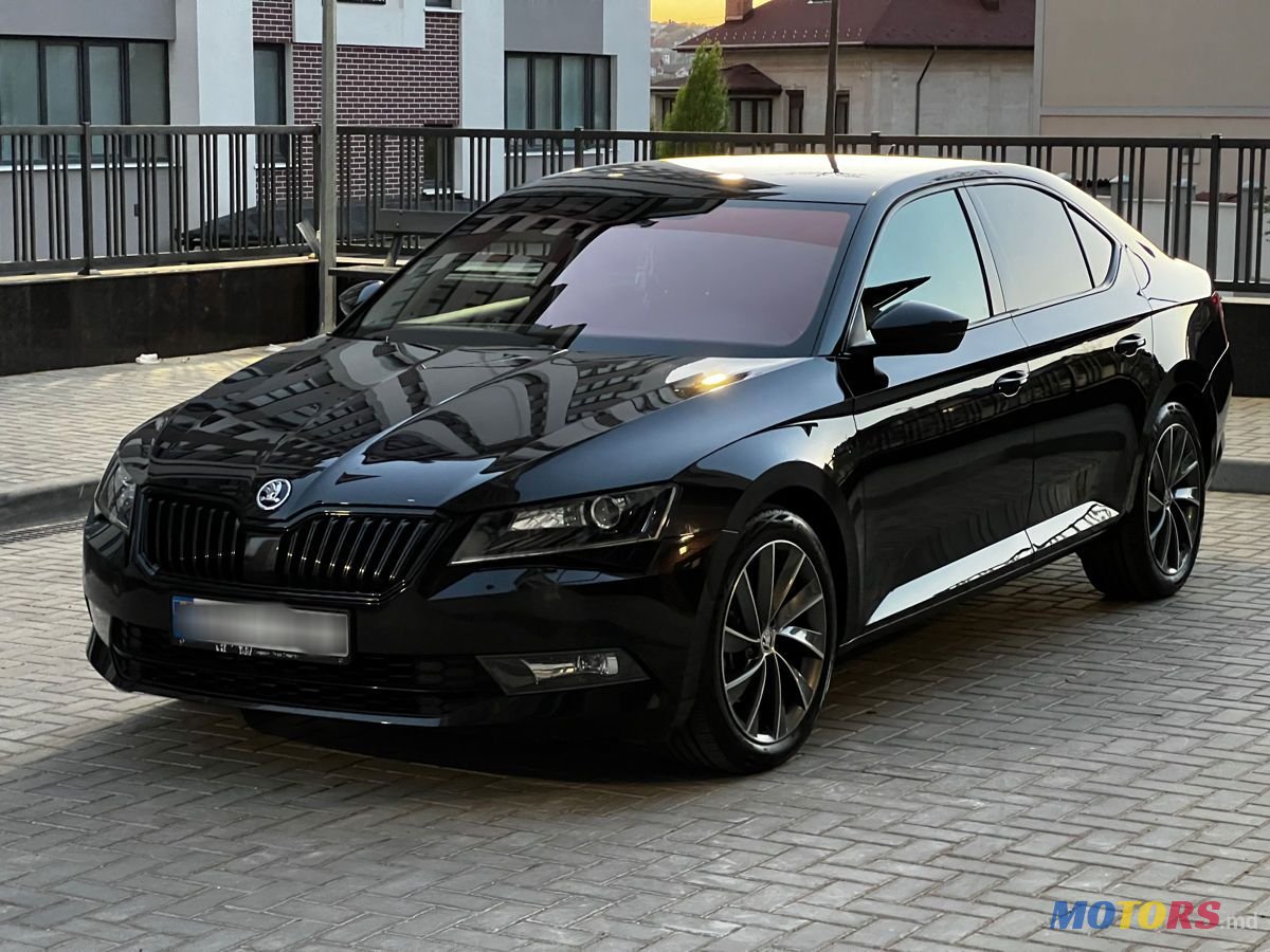 2016' Skoda Superb photo #2
