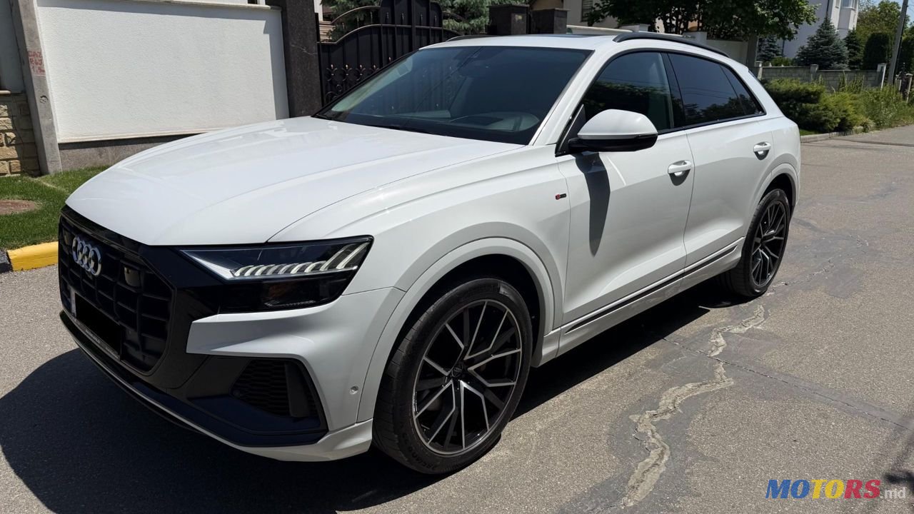 2020' Audi Q8 photo #1
