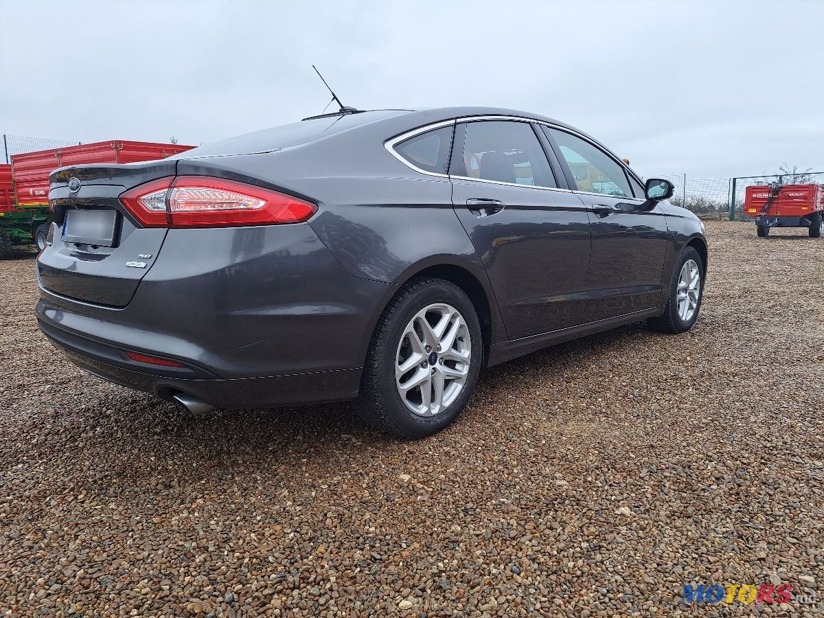 2014' Ford Fusion photo #6