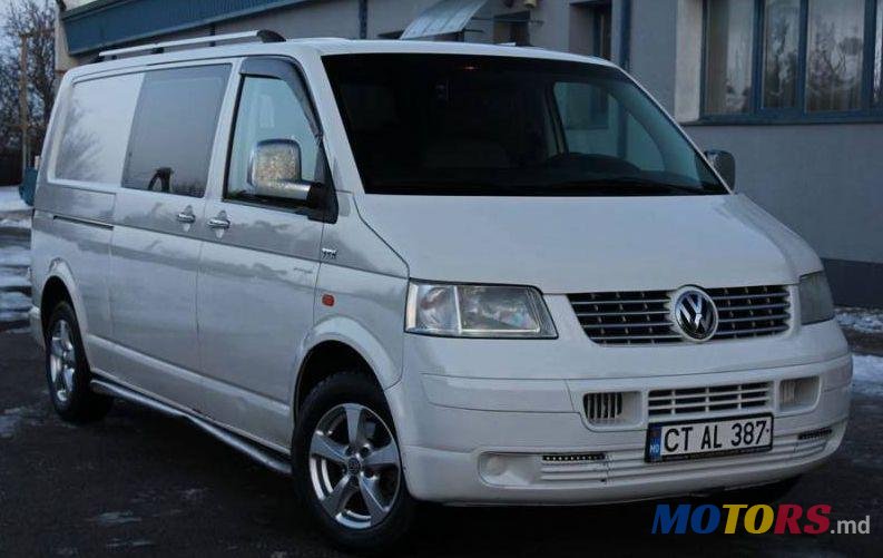 2005' Volkswagen Transporter photo #1