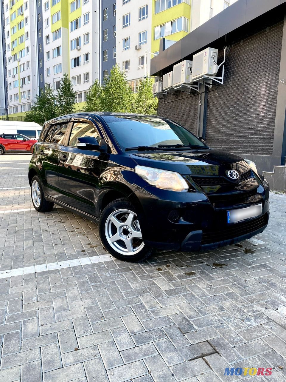 2011' Toyota Urban Cruiser photo #1