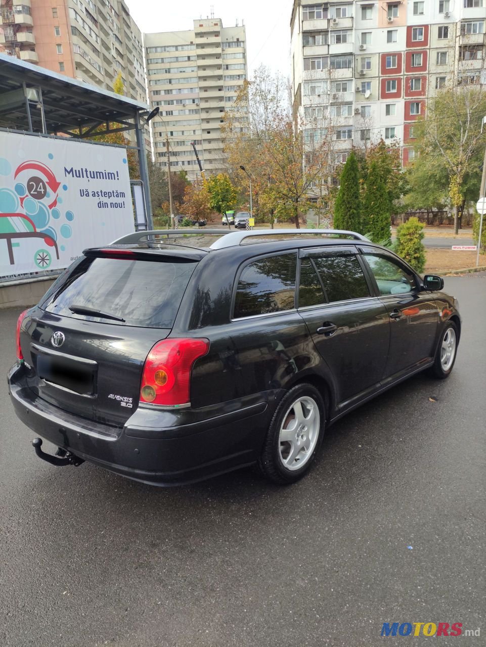 2003' Toyota Avensis photo #5