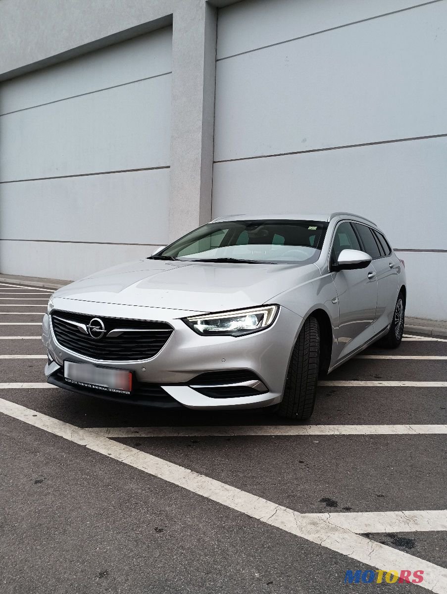 2019' Opel Insignia photo #1